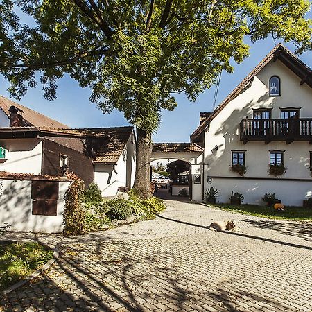 Pension U Dvou Capu Chocerady Buitenkant foto