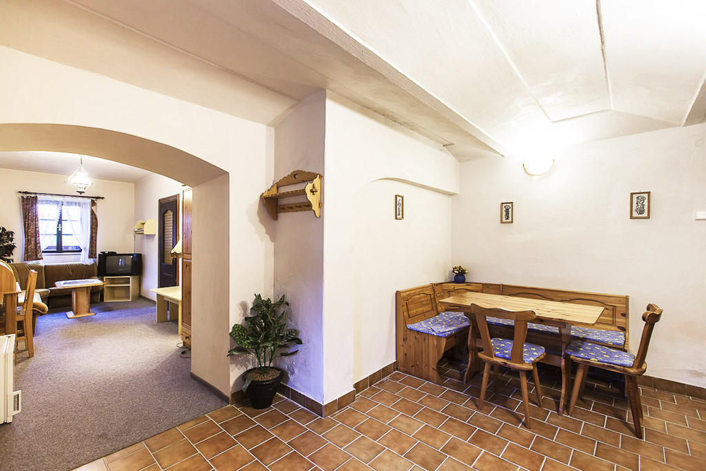 Pension U Dvou Capu Chocerady Kamer foto