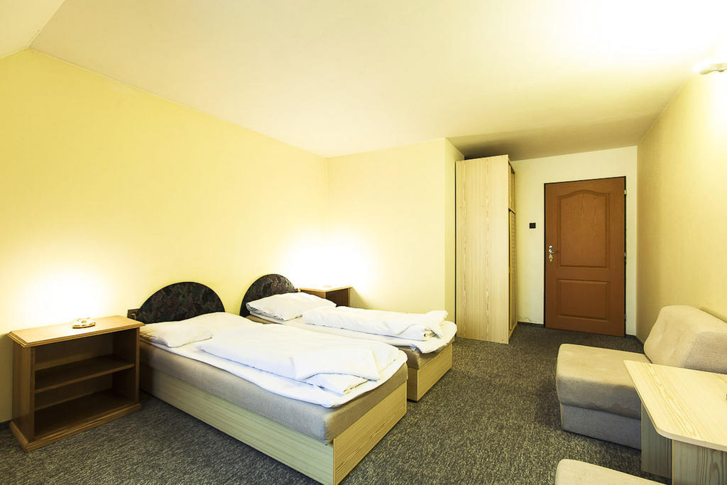 Pension U Dvou Capu Chocerady Kamer foto