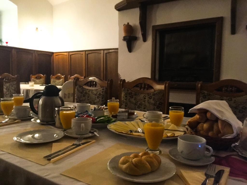 Pension U Dvou Capu Chocerady Buitenkant foto