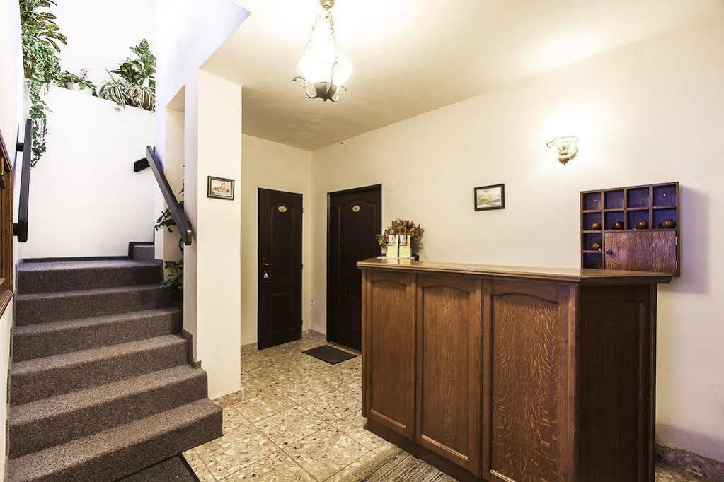 Pension U Dvou Capu Chocerady Buitenkant foto